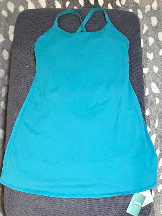 HALARA Dresses & Skirts - Halara Everyday Active Dress Built-In Shorts Criss Cross Back Size L